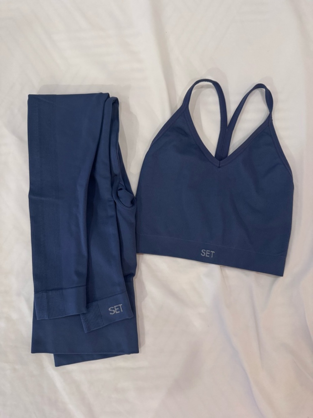 SET Active Ribbed V-Neck Sports Bra and Matching Leggings - Navy